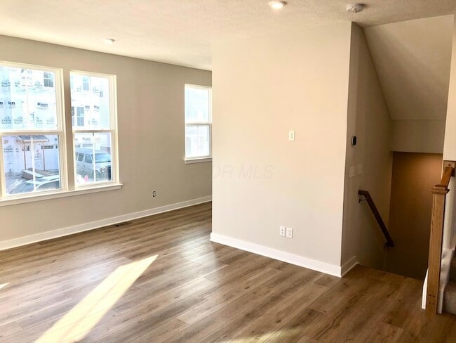 Building Photo - 201 Via Veneto