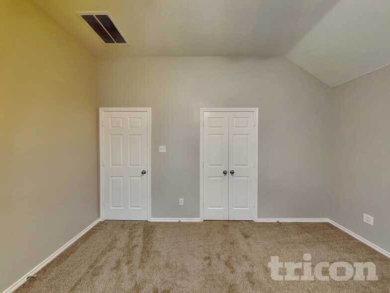 Building Photo - 5337 Warm Springs Trail