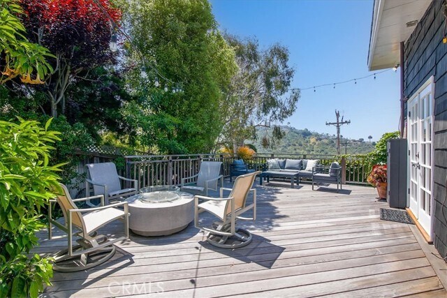 Primary Photo - 1511 Bluebird Canyon Dr