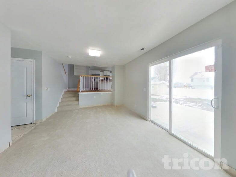 Building Photo - 1393 N 870 W