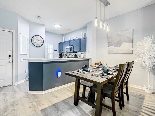 Building Photo - 4751 Ormond Beach Way