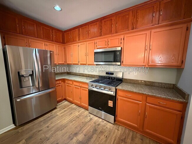 Building Photo - 4755 Agate Dr