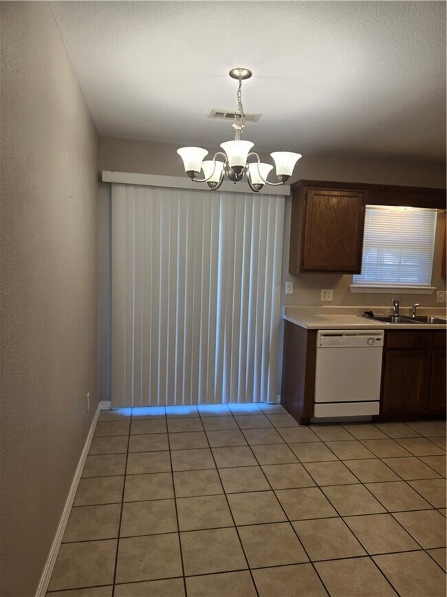 Building Photo - 2159 Kristy Ln
