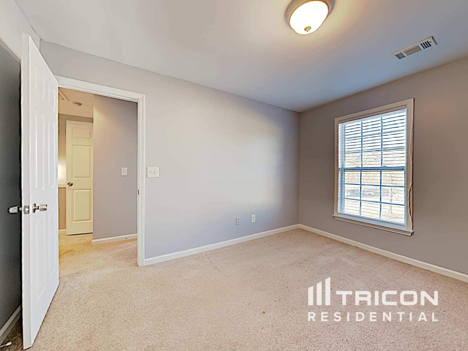 Building Photo - 3038 Deerborne Ct