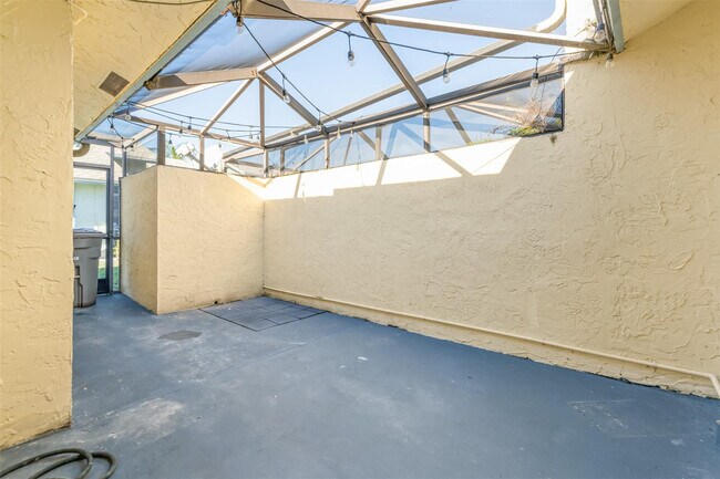 Building Photo - 9109 SW 21st St