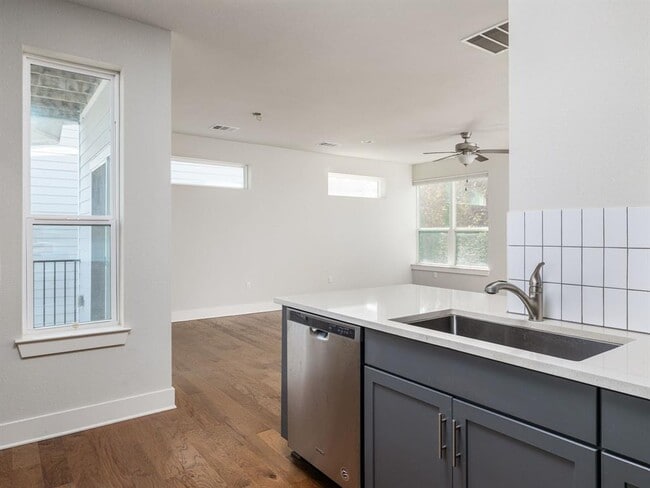 Building Photo - 2020 Sager Dr