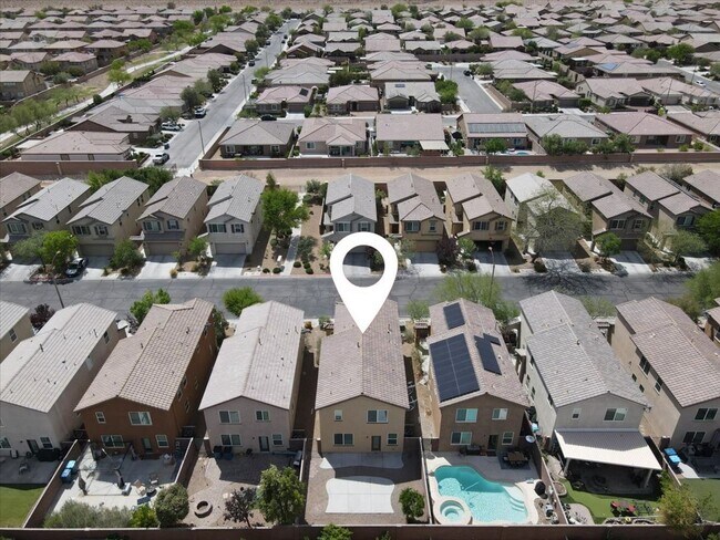 Building Photo - Immaculate 3 Bed / 2.5 Bath Home for Lease...