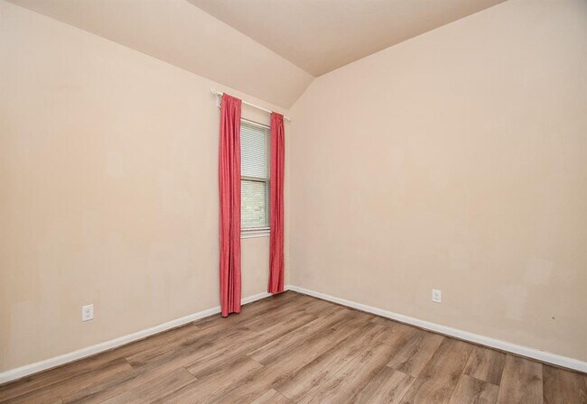 Building Photo - 20707 Waterfall Rain Ct