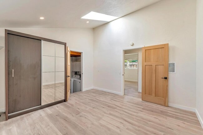 Building Photo - 2668 Quartz St