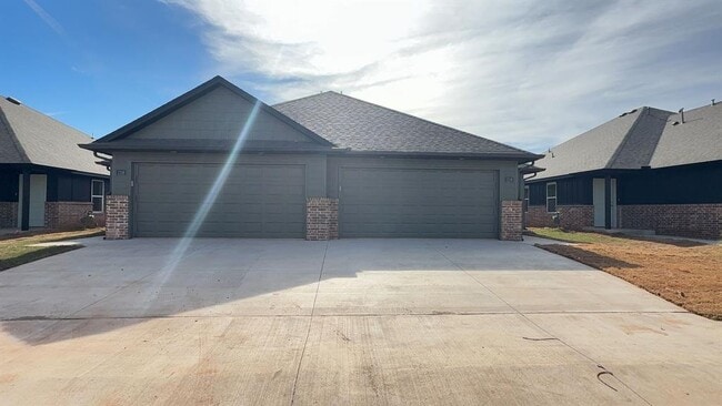 Building Photo - 1216 NW 113th St