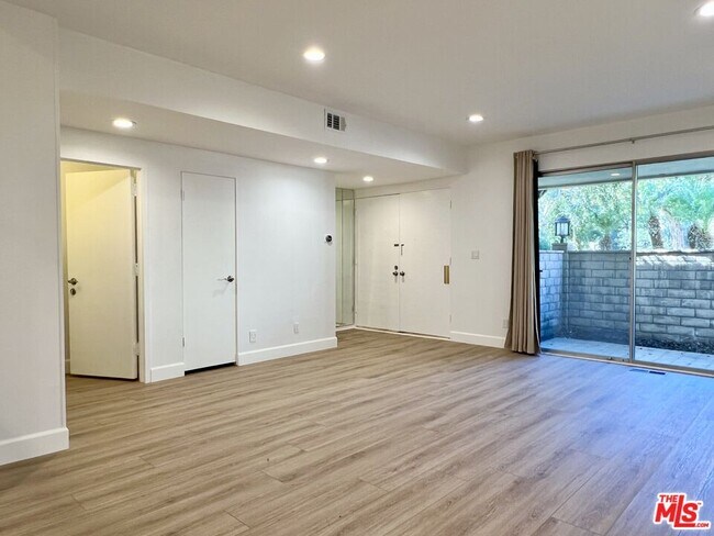 Building Photo - 13218 Fiji Way