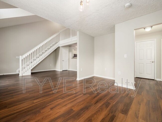 Building Photo - 2980 Glenloch Cir