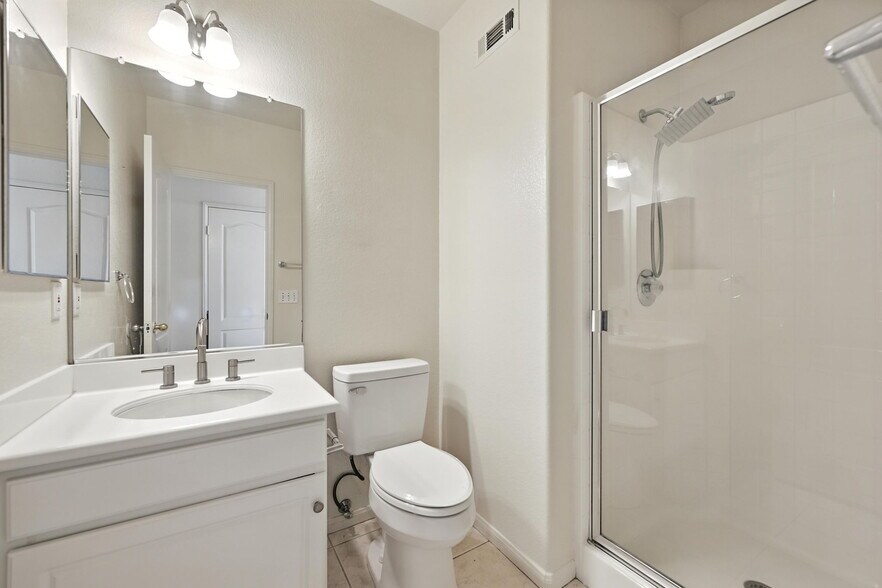 Building Photo - 4708 Driftwood Way
