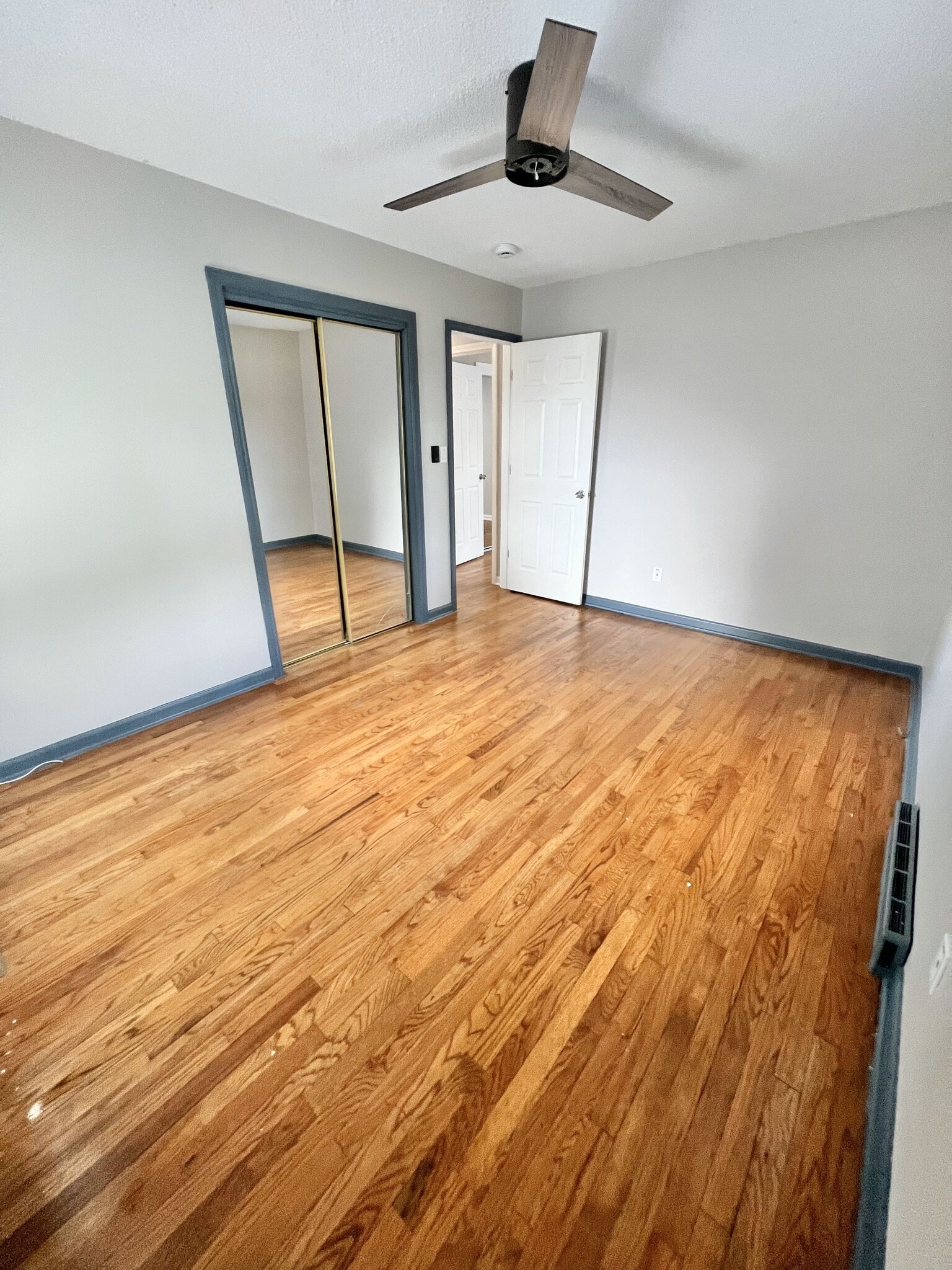 Bed 2 - 12004 W 92nd St