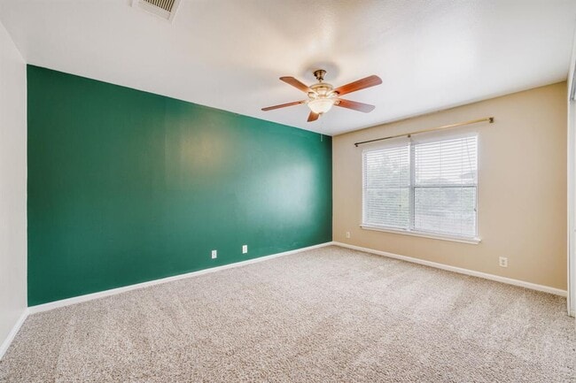 Building Photo - 928 Justeford Dr