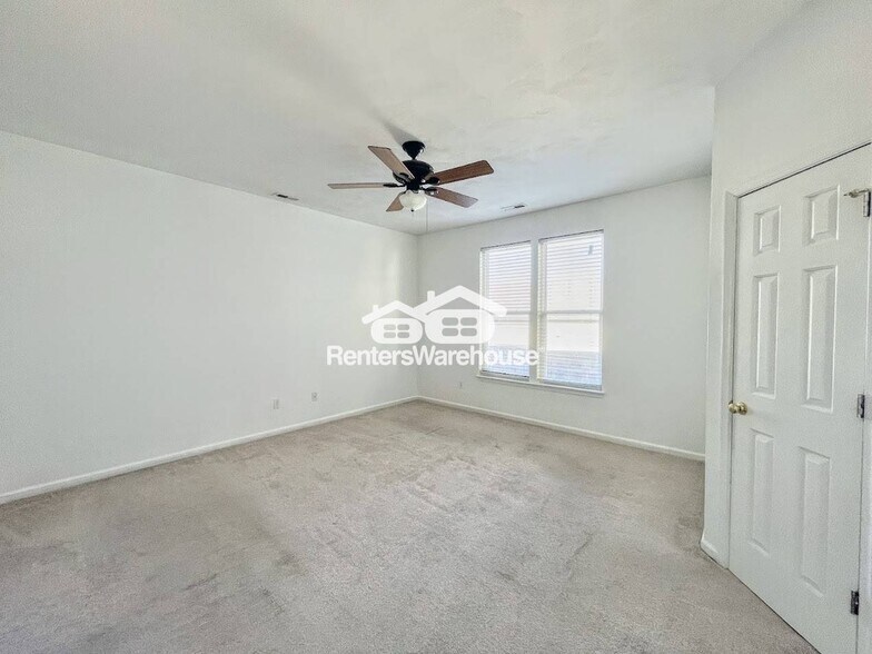 Building Photo - 1405 Church St