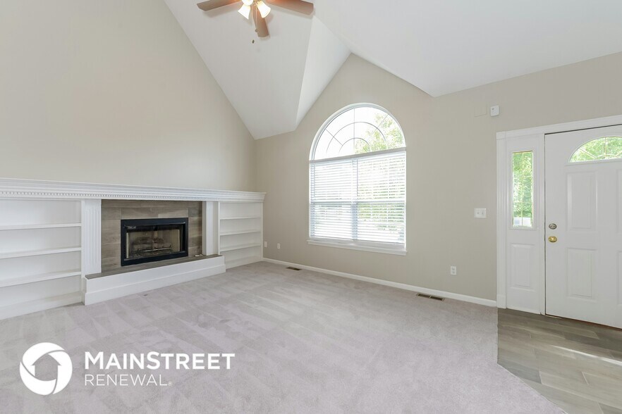 Building Photo - 203 N Highland Dr