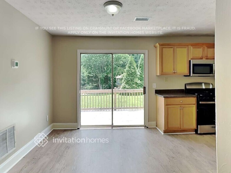Building Photo - 3191 Grand Central Dr