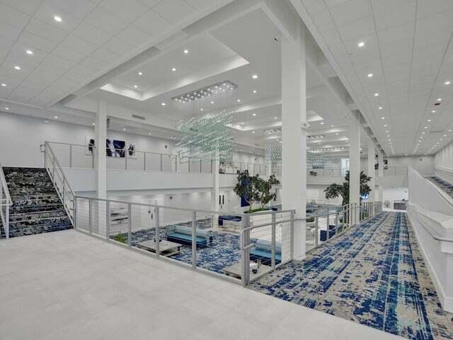 Building Photo - 7531 S Oriole Blvd