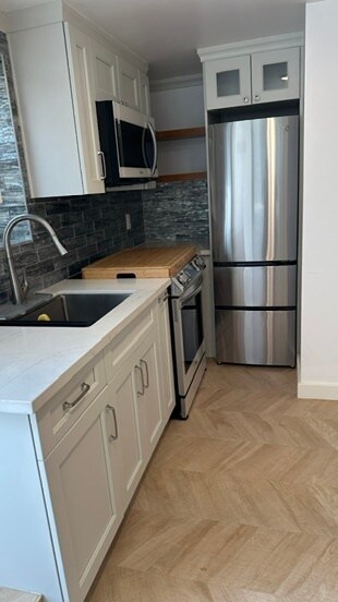 Building Photo - 3351 Hamilton Way