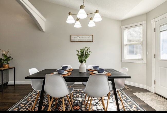 Building Photo - 7544 S 2020 E