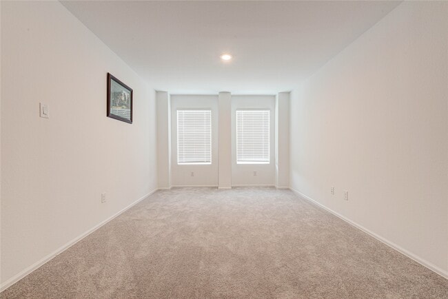 Building Photo - 1496 Twilight Grn Dr