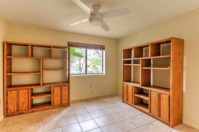 Building Photo - San Ignacio Vistas - Green Valley (Age Restricted community, at least one person must be 55 or ol...