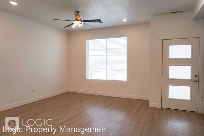 Building Photo - 3 br, 2.5 bath House - 5488 W Ace Court