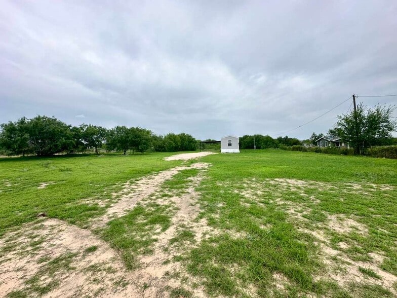 Building Photo - 22602 Val Verde Rd