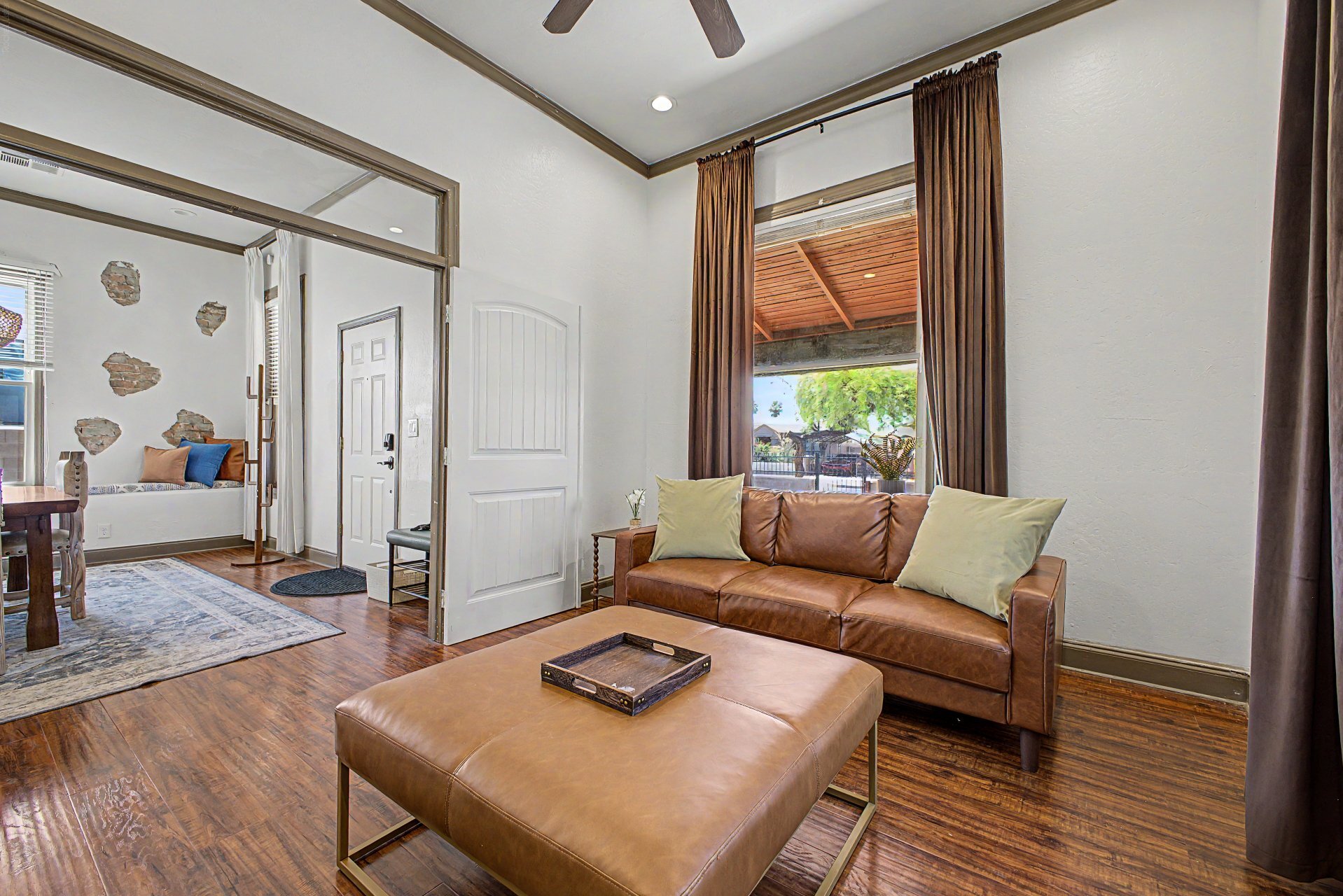 Building Photo - 1150 E Pierce St