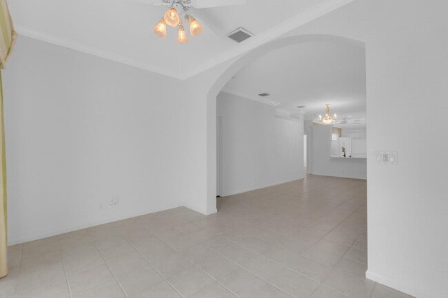Building Photo - 10664 Royal Caribbean Cir