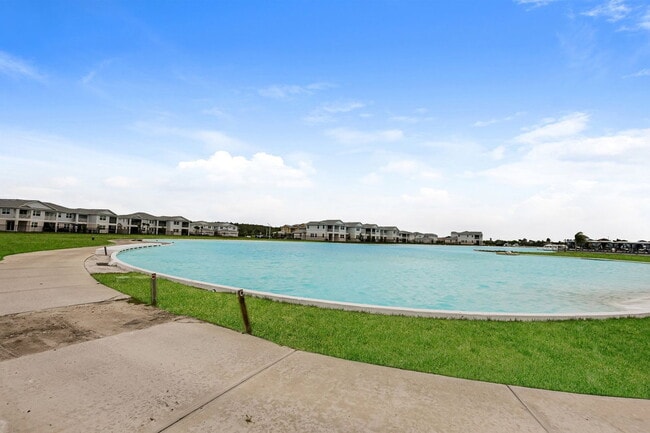 Building Photo - 8679 Bower Bass Cir