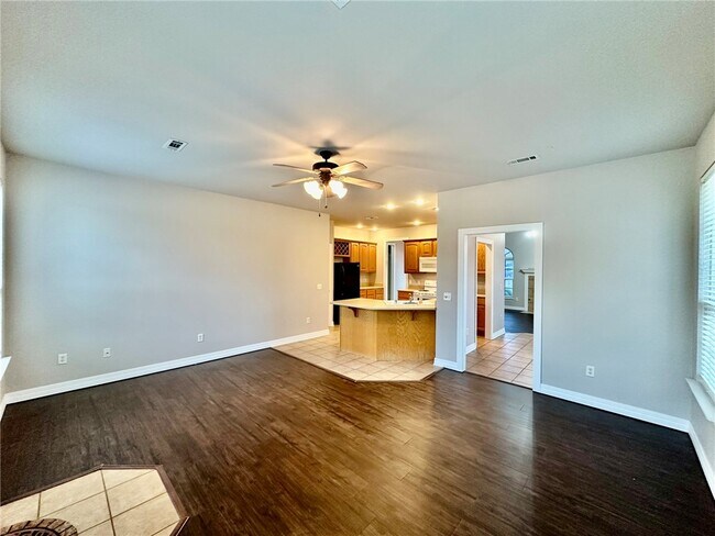 Building Photo - 2846 Eaglecrest Cir