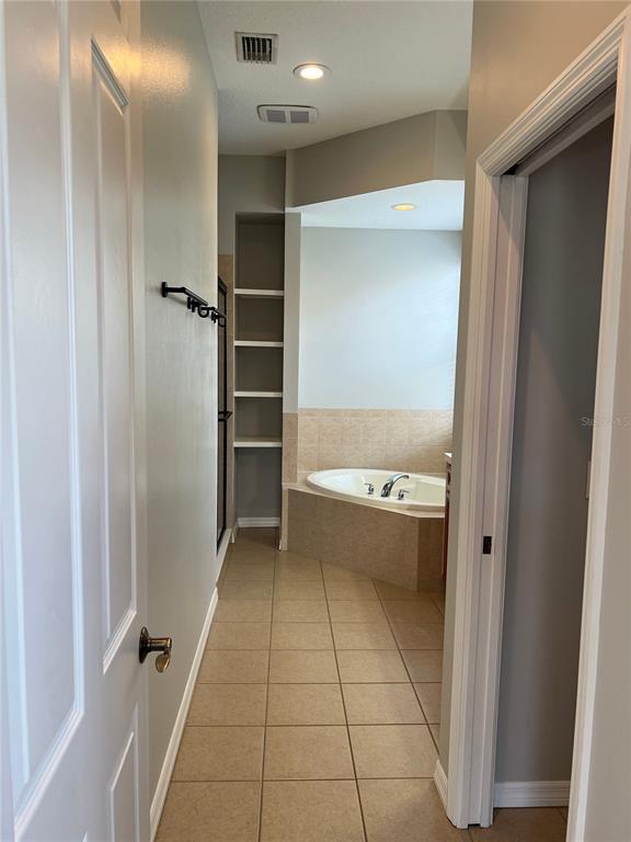 Building Photo - 11414 56th St Cir E