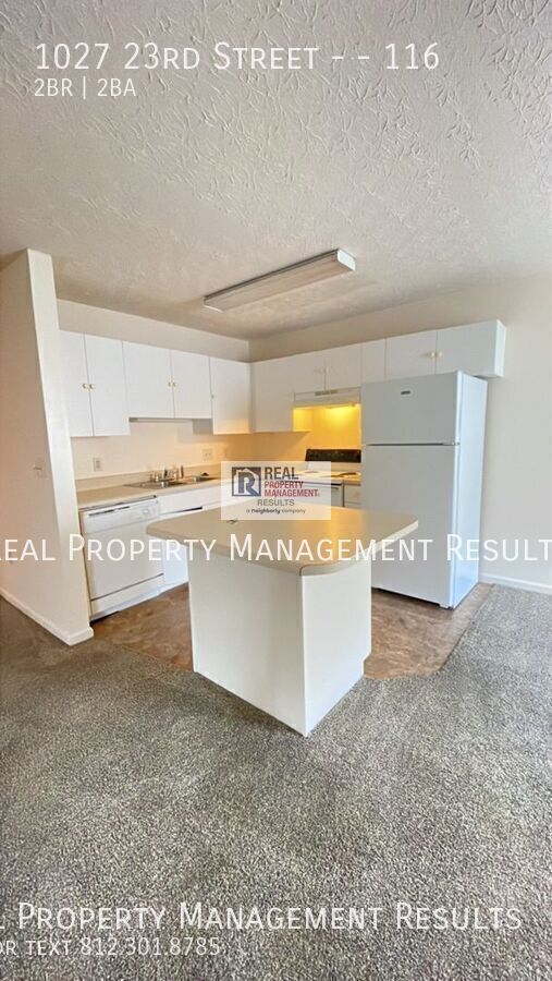 Building Photo - 1027 23rd St