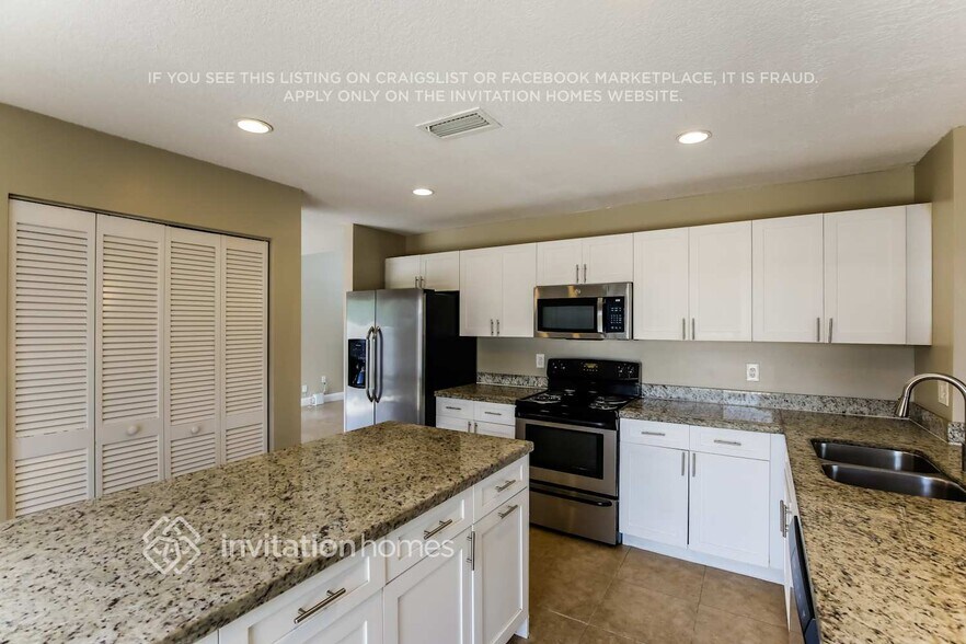 Building Photo - 15533 SW 96th Terrace