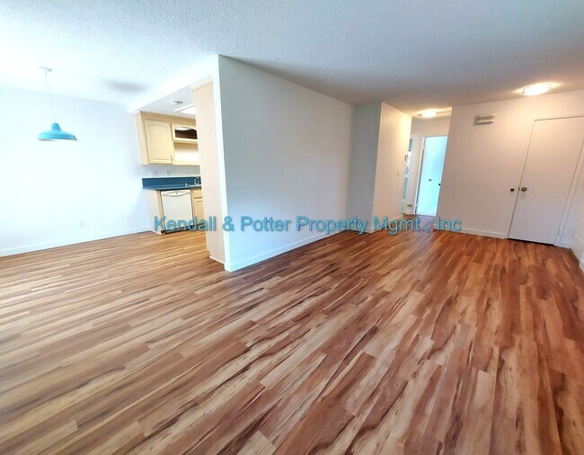 Building Photo - Quiet Setting 2BR 1BA in Soquel Knolls