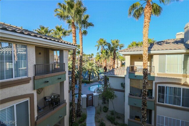 Building Photo - 7135 S Durango Dr