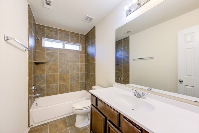 Building Photo - 6518 Wilshire Ridge