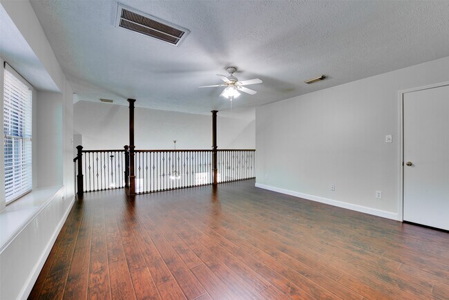 Building Photo - 6930 Haven Creek Dr
