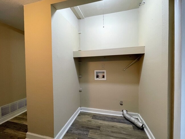 Building Photo - Snyder’s Best-Kept Secret – Modern 2-Bed Retreat Steps From Towle Park & Pool