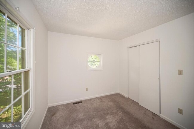 Building Photo - 503 Harrison Cir