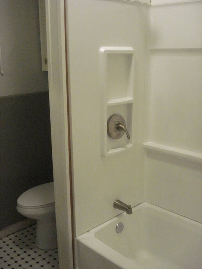 Bath - 2404 Parrish St