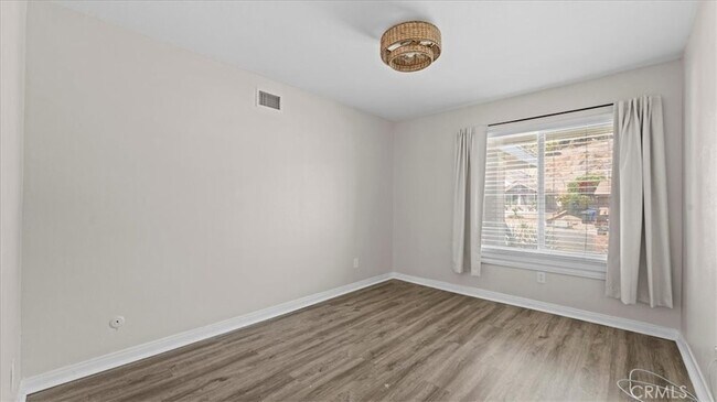 Building Photo - 8250 Whispering Tree Dr