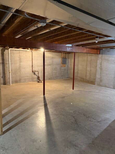 Building Photo - W6867 Sunnyvale Ln