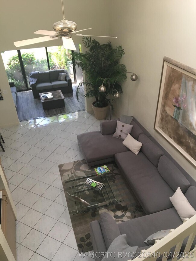 Building Photo - 7770 La Mirada Dr