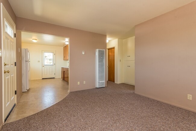 Building Photo - 2 bedroom, 1 bath house in Morro Bay