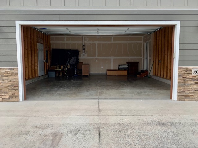 Building Photo - 528 Bull Run Dr