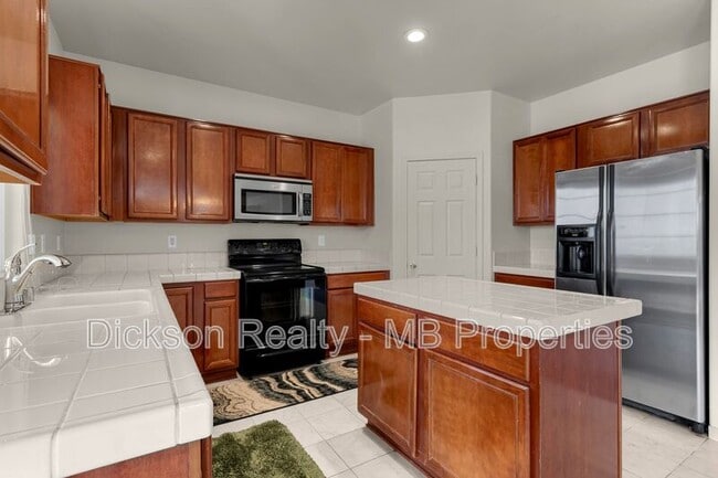 Building Photo - 2447 Anqua Dr