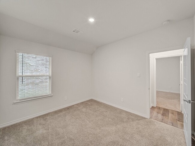 Building Photo - 9733 Tinsley St